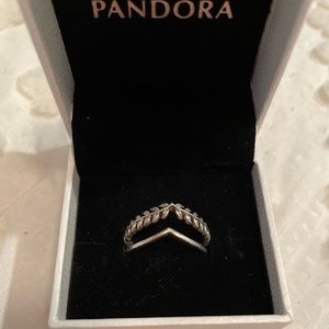 Pandora Wishbones stackable rings